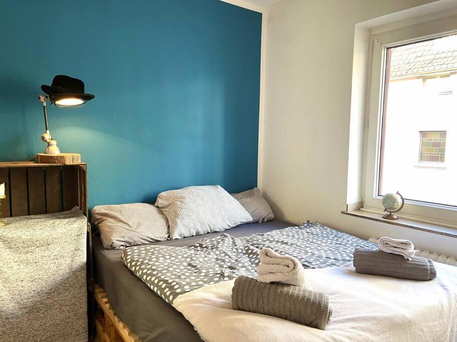 - Chilliges Zimmer In Dusseldorf Mit Balkon & Kuche; Big Tv And Bed - ภายนอก รูปภาพ